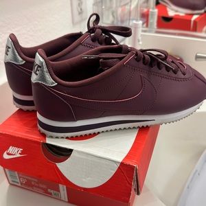 Nike Cortez. Pre-loved. Bordeaux colorway.